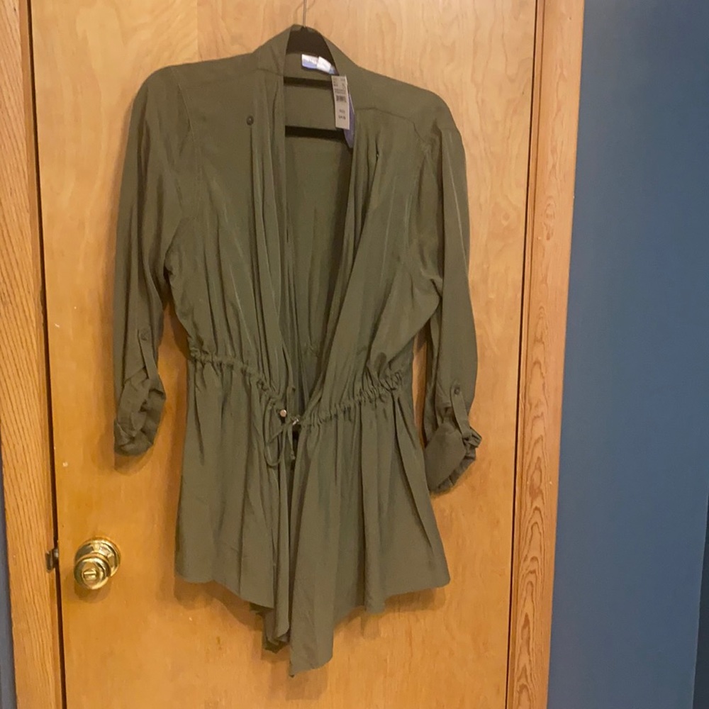Lightweight green jacket from motherhood maternity